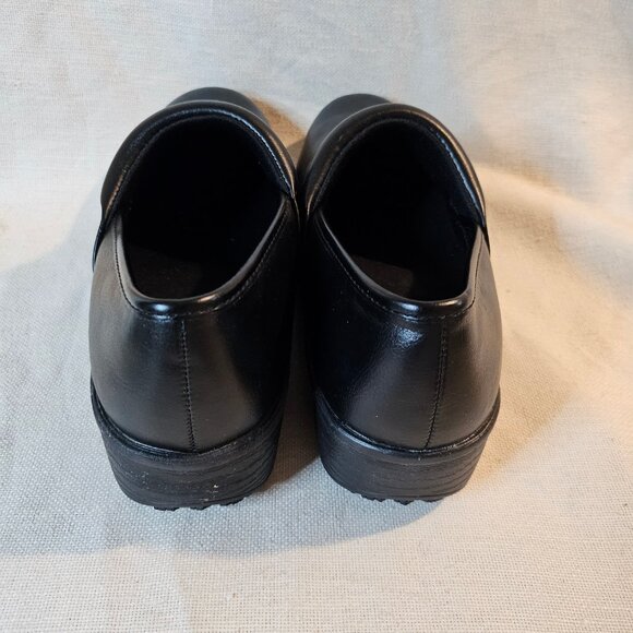 Safe T Step Women's Comfort Clogs - Size 10 - Picture 4 of 7